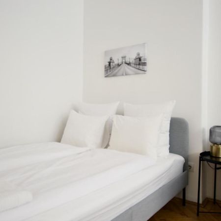 Standard Apartment By Hi5 - Petofi 12 Budapeşte Dış mekan fotoğraf