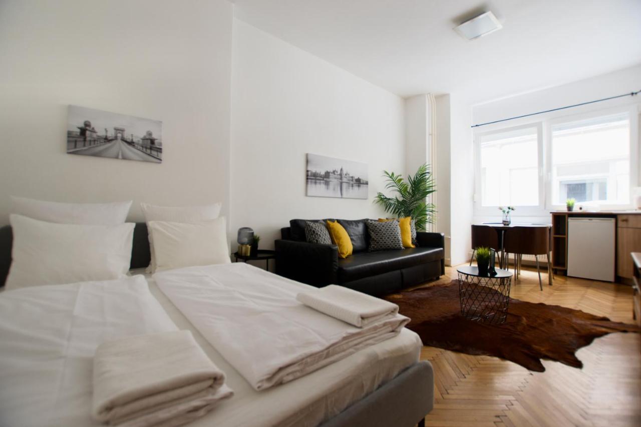 Standard Apartment By Hi5 - Petofi 12 Budapeşte Dış mekan fotoğraf
