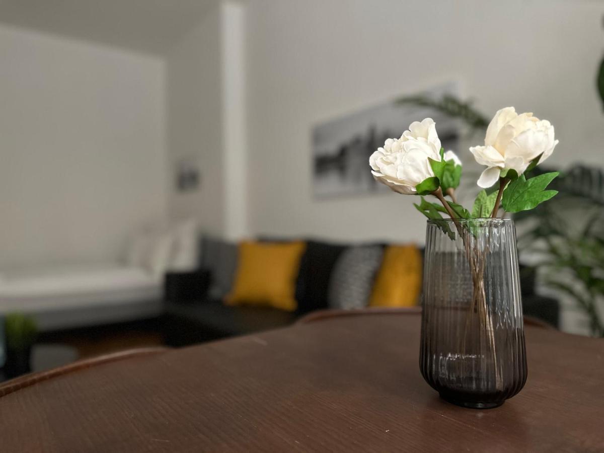 Standard Apartment By Hi5 - Petofi 12 Budapeşte Dış mekan fotoğraf