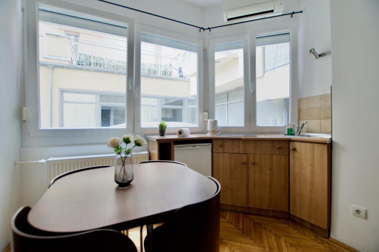 Standard Apartment By Hi5 - Petofi 12 Budapeşte Dış mekan fotoğraf